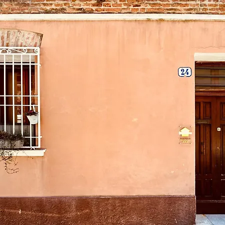 Principe Ranocchio - Casa Nel Centro Storico Apartamento *